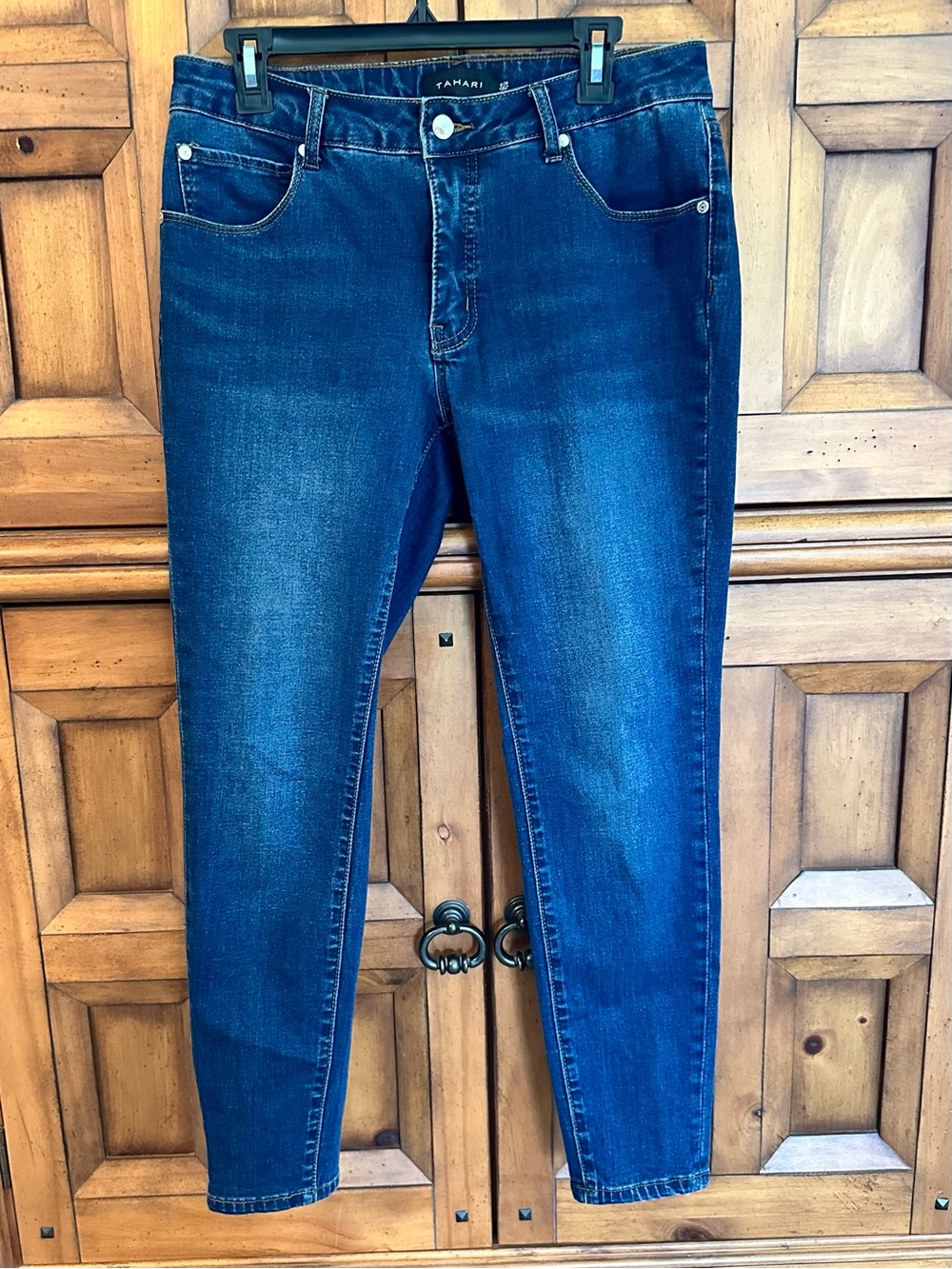 Tahari Chloe Skinny Dark Blue Jeans